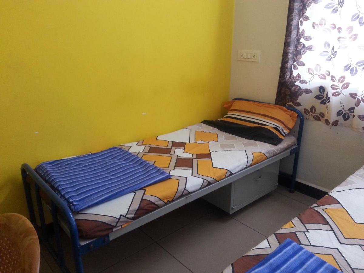 Nisarga Men'S Pg Albergue Dharwad Exterior foto
