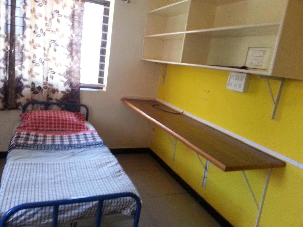 Nisarga Men'S Pg Albergue Dharwad Exterior foto